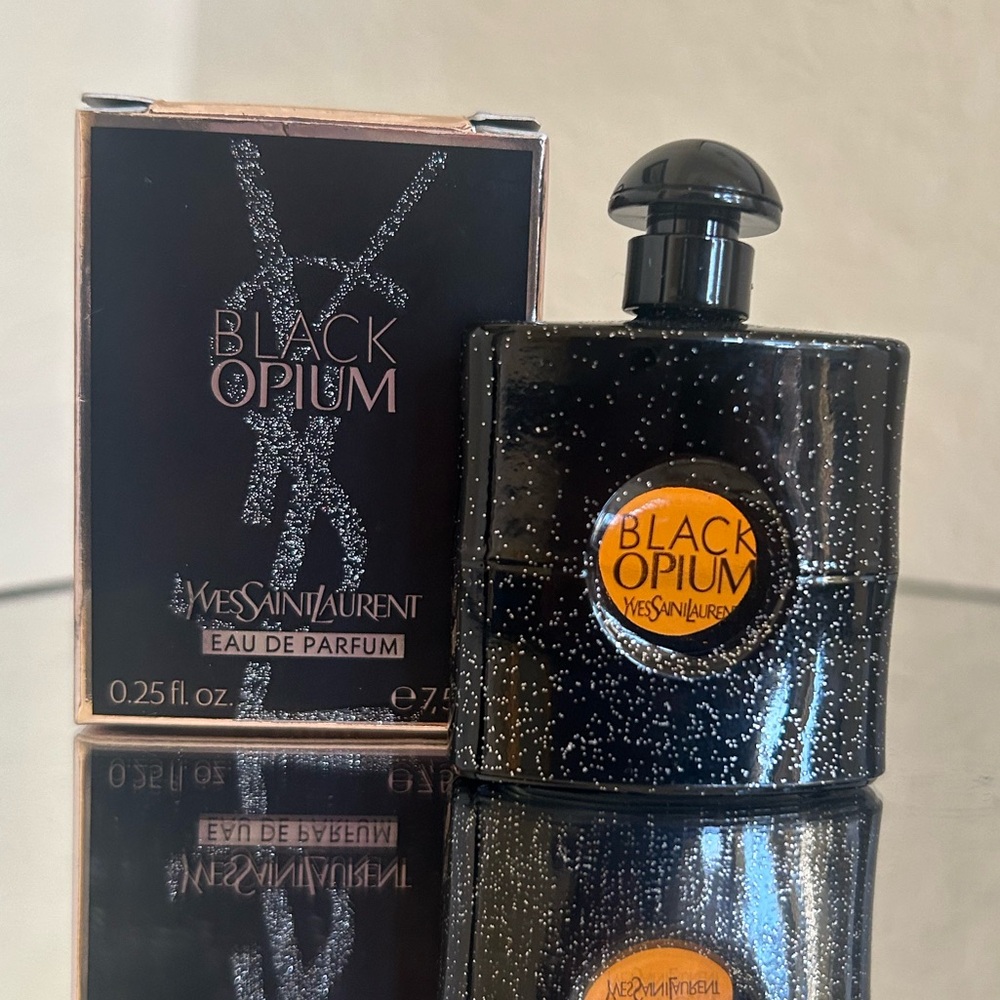 Yves Saint Laurent's Black Opium Eau de Parfum Mini Dabber